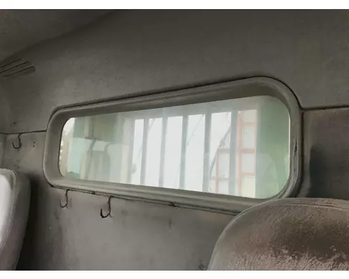 Freightliner COLUMBIA 120 Back Glass