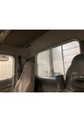 Freightliner COLUMBIA 120 Back Glass