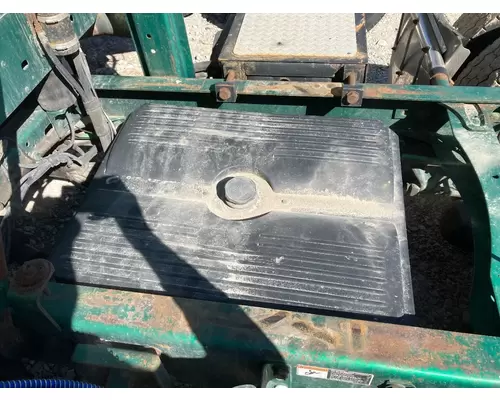 Freightliner COLUMBIA 120 Battery Box