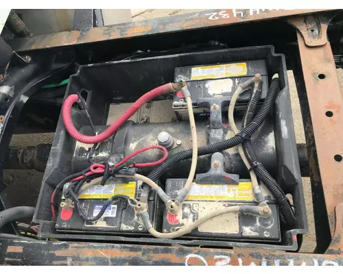 Freightliner COLUMBIA 120 Battery Box