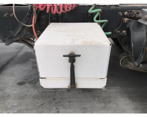 Freightliner COLUMBIA 120 Battery Box