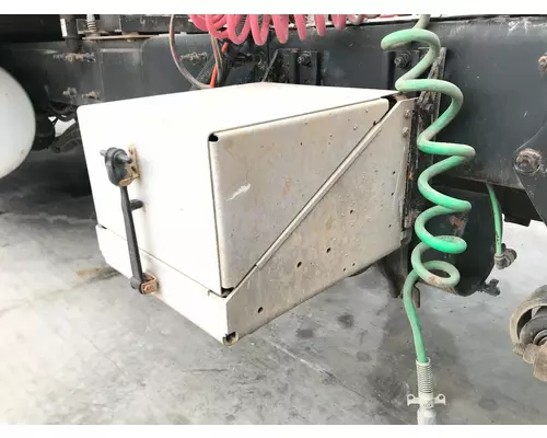 Freightliner COLUMBIA 120 Battery Box