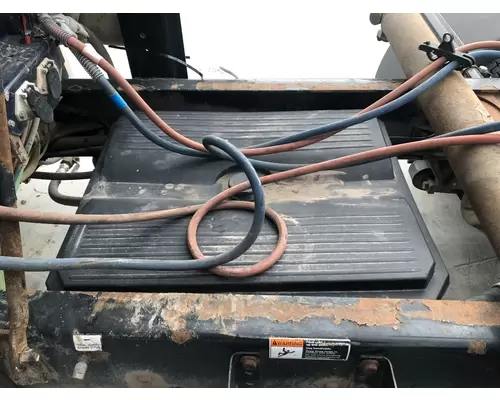 Freightliner COLUMBIA 120 Battery Box