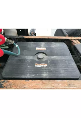 Freightliner COLUMBIA 120 Battery Box