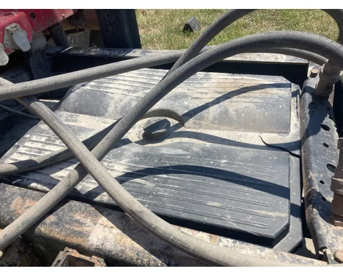 Freightliner COLUMBIA 120 Battery Box
