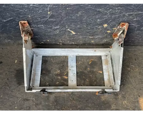 Freightliner COLUMBIA 120 Battery Box