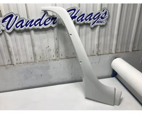 Freightliner COLUMBIA 120 Body, Misc. Parts