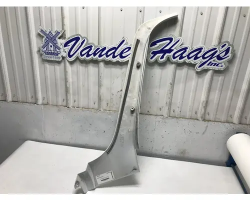 Freightliner COLUMBIA 120 Body, Misc. Parts