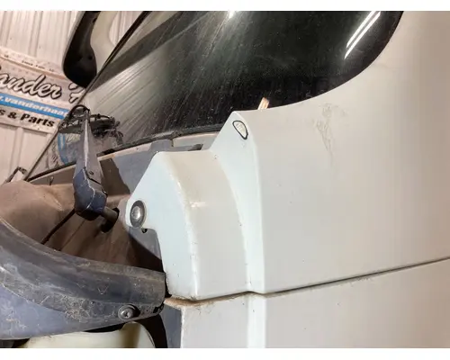 Freightliner COLUMBIA 120 Body, Misc. Parts