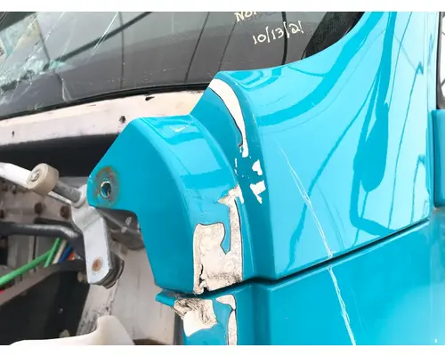 Freightliner COLUMBIA 120 Body, Misc. Parts