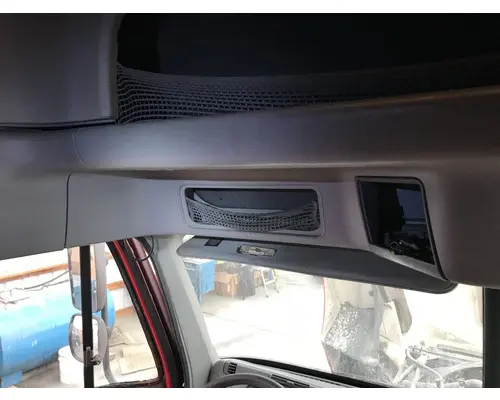 Freightliner COLUMBIA 120 Body, Misc. Parts