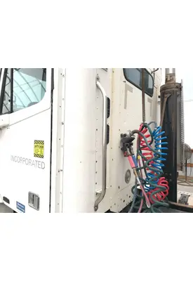 Freightliner COLUMBIA 120 Body, Misc. Parts