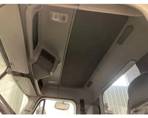 Freightliner COLUMBIA 120 Body, Misc. Parts