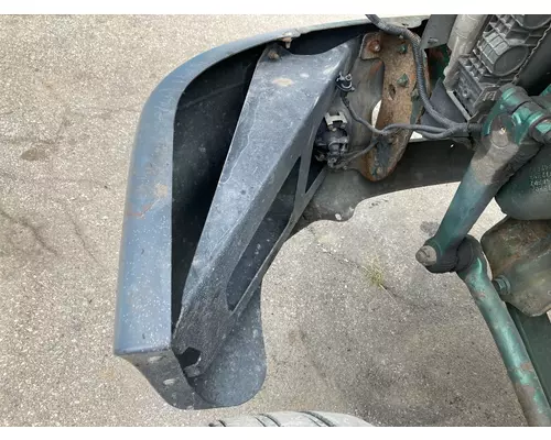 Freightliner COLUMBIA 120 Bumper Assembly, Front