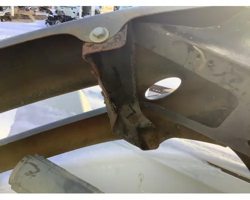 Freightliner COLUMBIA 120 Bumper Assembly, Front