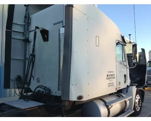 Freightliner COLUMBIA 120 Cab Assembly