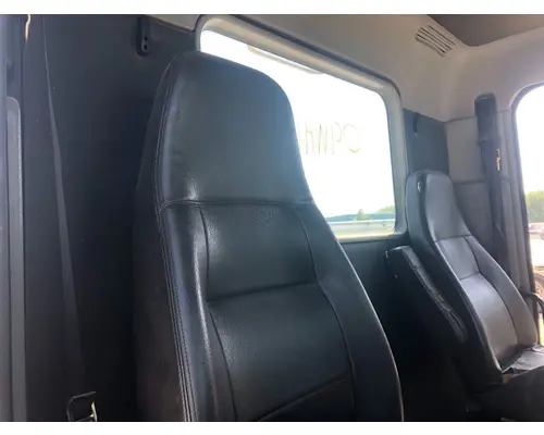 Freightliner COLUMBIA 120 Cab Assembly