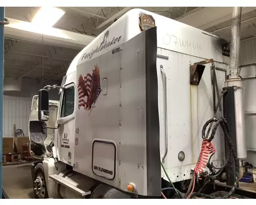 Freightliner COLUMBIA 120 Cab Assembly