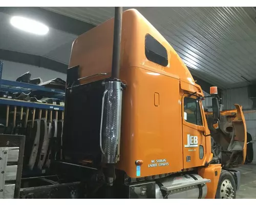 Freightliner COLUMBIA 120 Cab Assembly