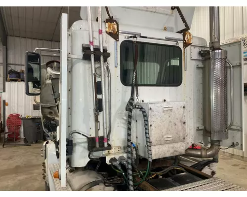 Freightliner COLUMBIA 120 Cab Assembly