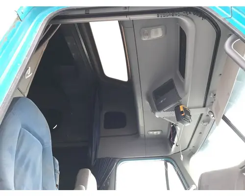 Freightliner COLUMBIA 120 Cab Assembly