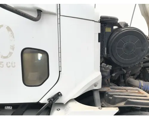 Freightliner COLUMBIA 120 Cab Assembly