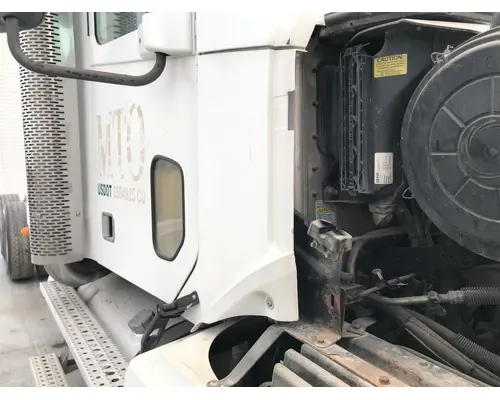 Freightliner COLUMBIA 120 Cab Assembly