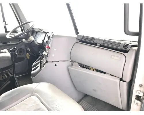 Freightliner COLUMBIA 120 Cab Assembly