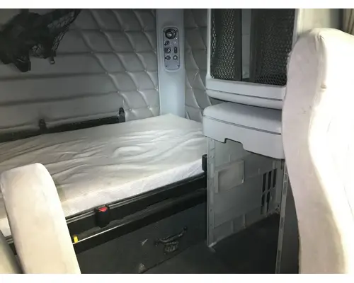 Freightliner COLUMBIA 120 Cab Assembly
