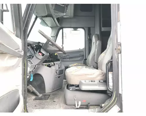 Freightliner COLUMBIA 120 Cab Assembly