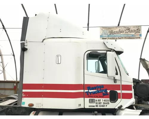 Freightliner COLUMBIA 120 Cab Assembly