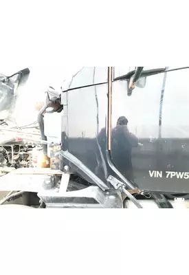 Freightliner COLUMBIA 120 Cab Assembly
