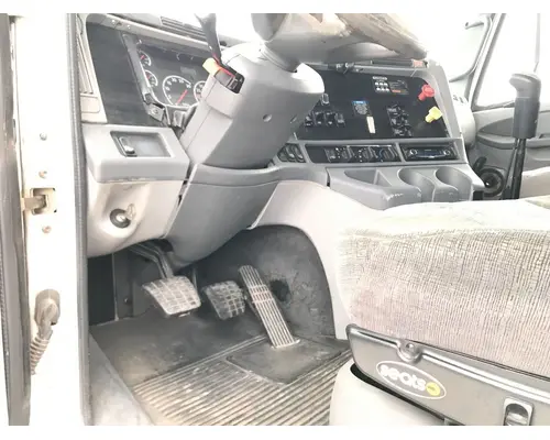 Freightliner COLUMBIA 120 Cab Assembly