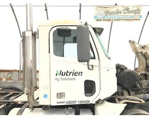 Freightliner COLUMBIA 120 Cab Assembly