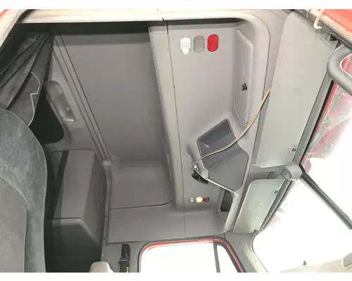 Freightliner COLUMBIA 120 Cab Assembly