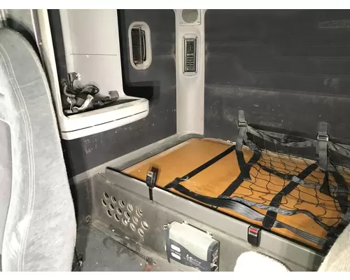 Freightliner COLUMBIA 120 Cab Assembly