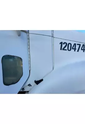 Freightliner COLUMBIA 120 Cab Assembly
