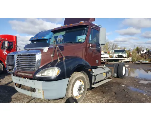 Freightliner COLUMBIA 120 Cab