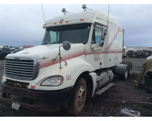 Freightliner COLUMBIA 120 Cab