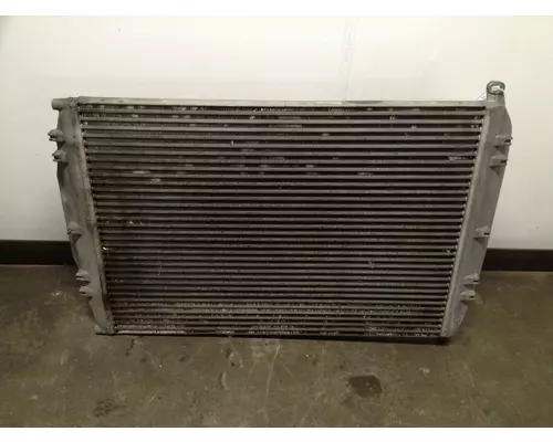 Freightliner COLUMBIA 120 Charge Air Cooler (ATAAC)