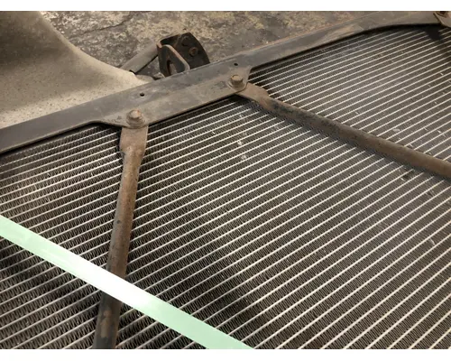 Freightliner COLUMBIA 120 Cooling Assembly. (Rad., Cond., ATAAC)