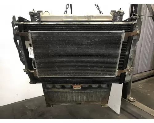 Freightliner COLUMBIA 120 Cooling Assembly. (Rad., Cond., ATAAC)