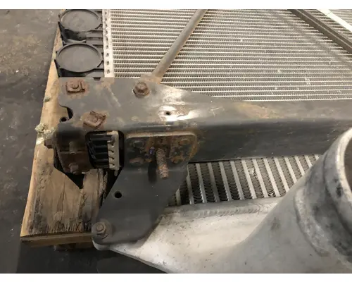 Freightliner COLUMBIA 120 Cooling Assy. (Rad., Cond., ATAAC)
