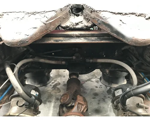 Freightliner COLUMBIA 120 Crossmember