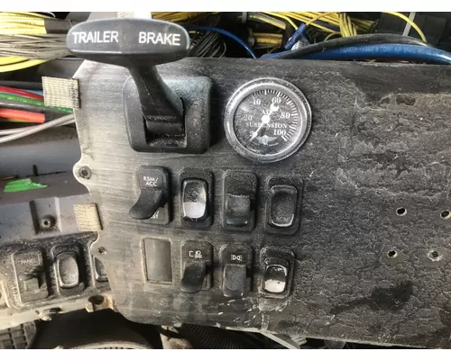 Freightliner COLUMBIA 120 Dash Assembly
