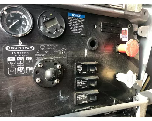 Freightliner COLUMBIA 120 Dash Assembly