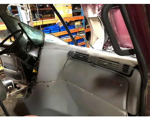 Freightliner COLUMBIA 120 Dash Assembly