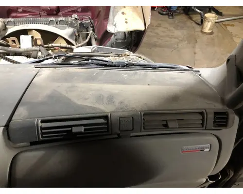 Freightliner COLUMBIA 120 Dash Assembly