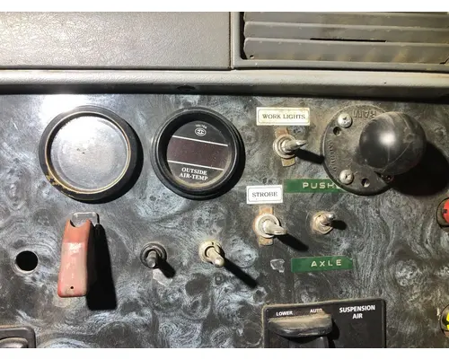Freightliner COLUMBIA 120 Dash Assembly