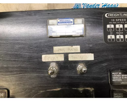 Freightliner COLUMBIA 120 Dash Assembly